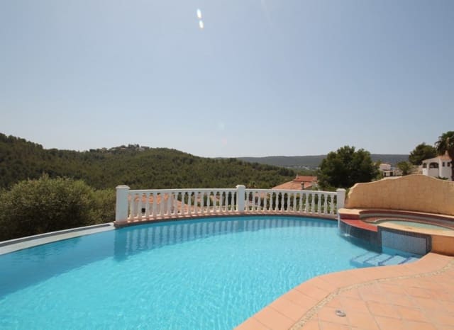 3 soveværelse Villa til salg i Cap Martí - El Tossalet - Pinomar, Javea / Xàbia med swimmingpool - € 750.000 (Ref: 9018618)