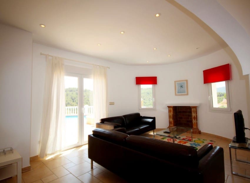 3 chambre Villa/Maison à vendre à Javea / Xabia avec piscine - 750 000 € (Ref: 9018618)