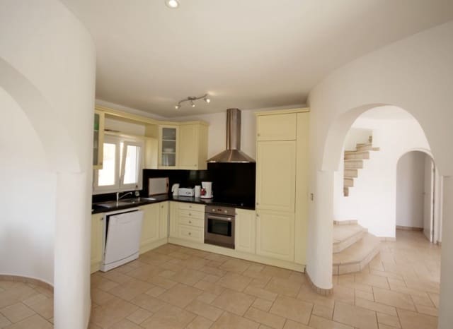 3 soveværelse Villa til salg i Cap Martí - El Tossalet - Pinomar, Javea / Xàbia med swimmingpool - € 750.000 (Ref: 9018618)