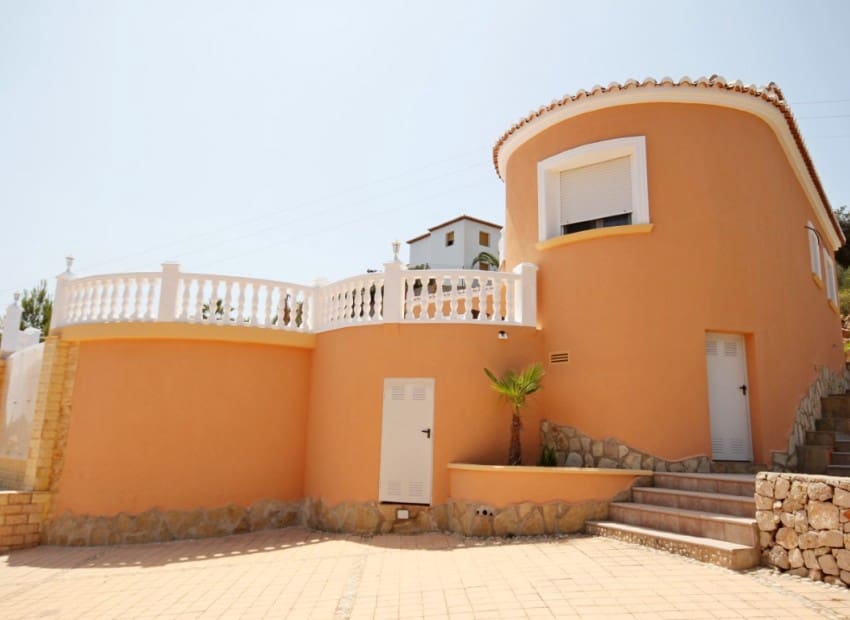 3 makuuhuone Huvila myytävänä paikassa Javea / Xabia mukana uima-altaan - 595 000 € (Ref: 9018620)