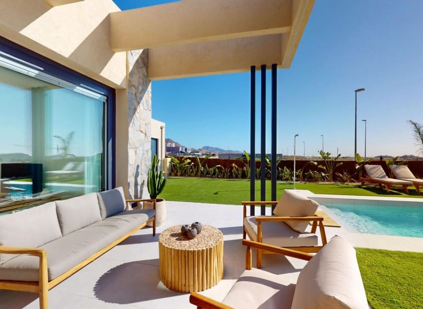 2 bedroom Villa for sale in Banos y Mendigo with pool - € 425,500 (Ref: 9019241)