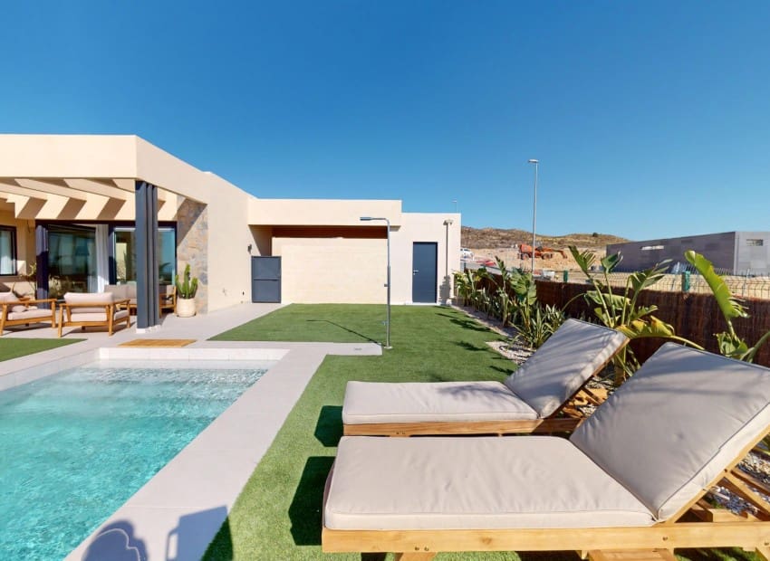2 bedroom Villa for sale in Banos y Mendigo with pool - € 425,500 (Ref: 9019241)