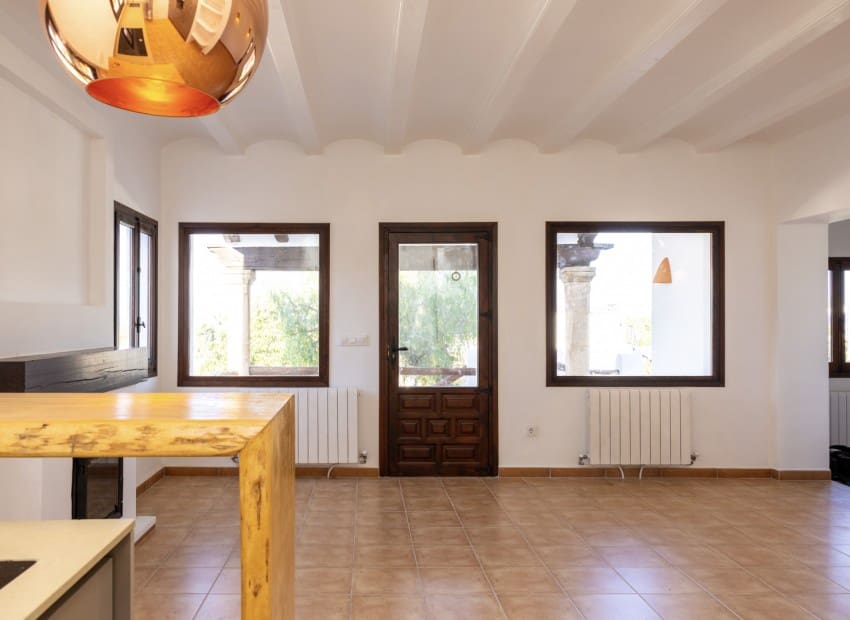 4 soveværelse Villa til salg i Javea / Xabia med swimmingpool - € 790.000 (Ref: 9019476)