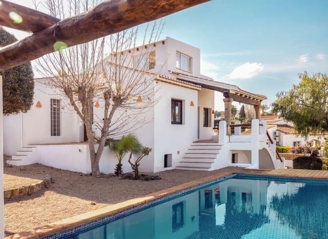 4 soveværelse Villa til salg i Cap Martí - El Tossalet - Pinomar, Javea / Xàbia med swimmingpool - € 790.000 (Ref: 9019476)