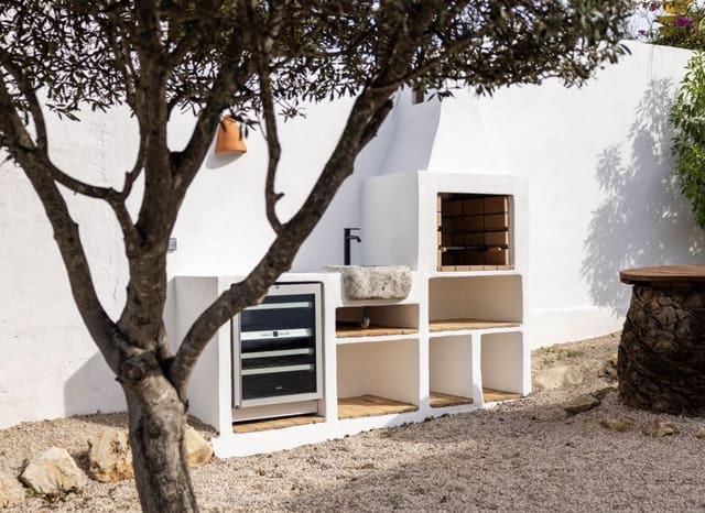 4 soveværelse Villa til salg i Cap Martí - El Tossalet - Pinomar, Javea / Xàbia med swimmingpool - € 790.000 (Ref: 9019476)