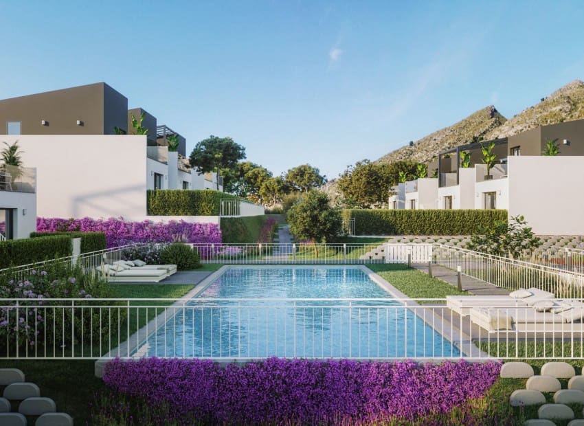 2 soveværelse Byhus til salg i Banos y Mendigo med swimmingpool - € 229.000 (Ref: 9025438)