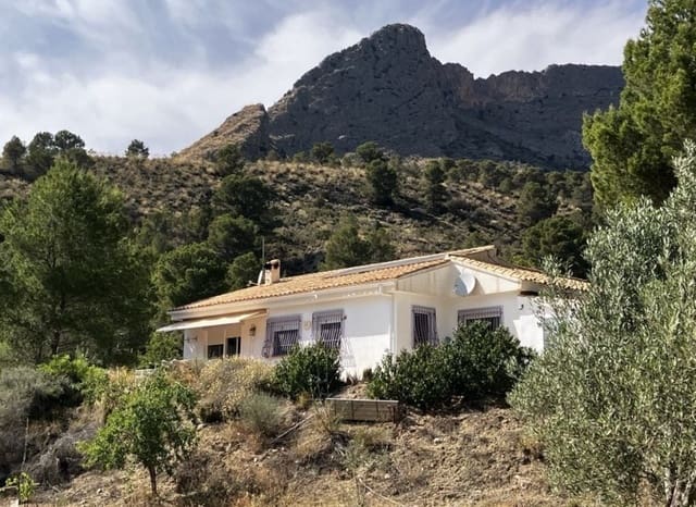 3 bedroom Finca/Country House for sale in Finestrat with pool - € 279,000 (Ref: 9046295)