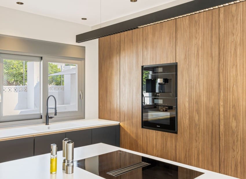 4 sypialnia Willa na sprzedaż w La Nucia z basenem garażem - 1 495 000 € (Ref: 9050046)