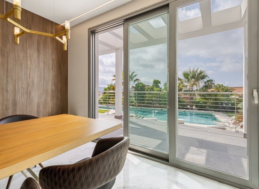 4 sypialnia Willa na sprzedaż w La Nucia z basenem garażem - 1 495 000 € (Ref: 9050046)