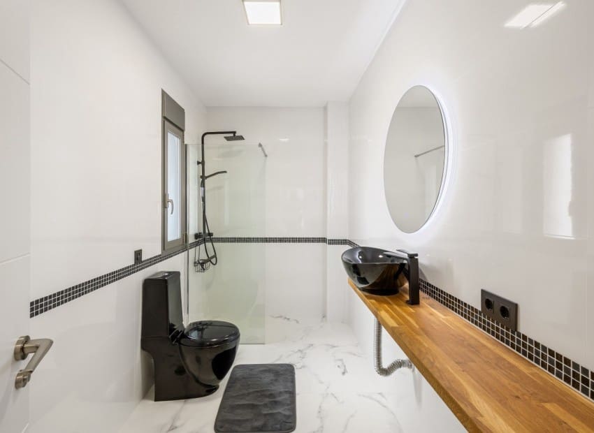 4 sypialnia Willa na sprzedaż w La Nucia z basenem garażem - 1 495 000 € (Ref: 9050046)