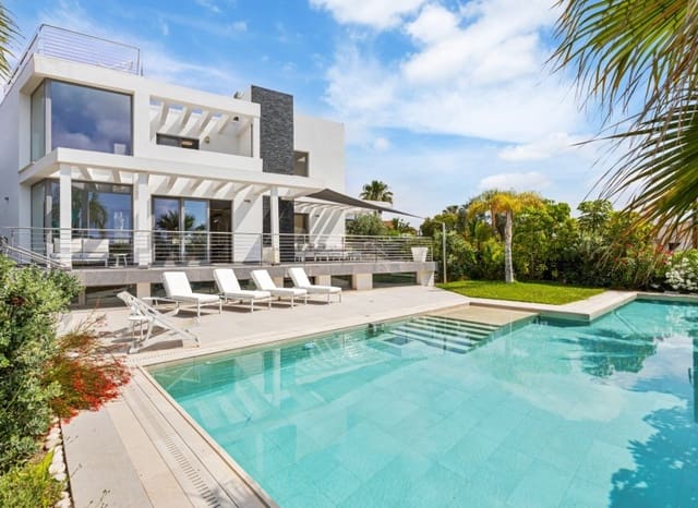 4 sypialnia Willa na sprzedaż w Coloma  , La Nucia z basenem garażem - 1 495 000 € (Ref: 9050046)