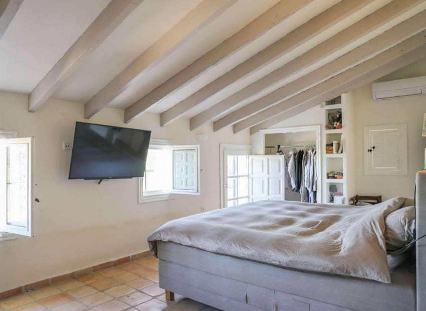 5 soveværelse Villa til salg i Jesus Pobre med swimmingpool garage - € 1.750.000 (Ref: 9050506)