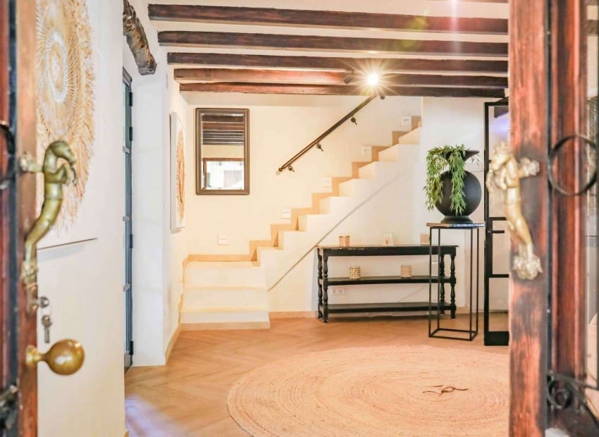 5 soveværelse Villa til salg i Jesus Pobre med swimmingpool garage - € 1.750.000 (Ref: 9050506)