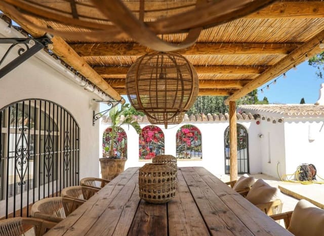 5 Zimmer Villa zu verkaufen in Jesús Pobre, Dénia mit Pool Garage - 1.750.000 € (Ref: 9050506)