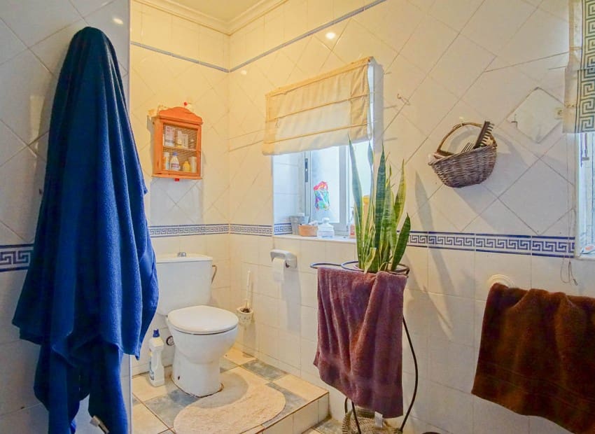 6 slaapkamer Villa te koop in Denia met zwembad - € 649.000 (Ref: 9064026)