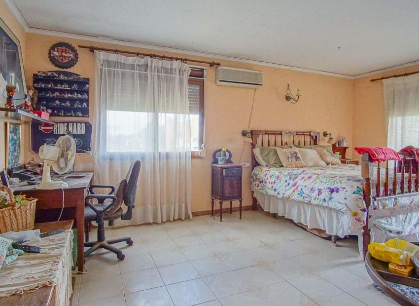 6 slaapkamer Villa te koop in Denia met zwembad - € 649.000 (Ref: 9064026)