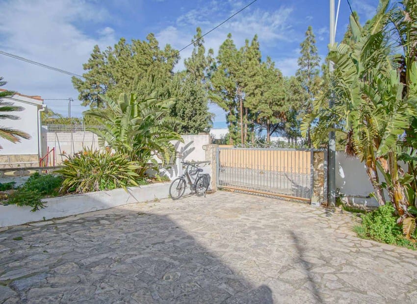 6 slaapkamer Villa te koop in Denia met zwembad - € 649.000 (Ref: 9064026)