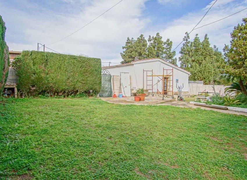 6 slaapkamer Villa te koop in Denia met zwembad - € 649.000 (Ref: 9064026)