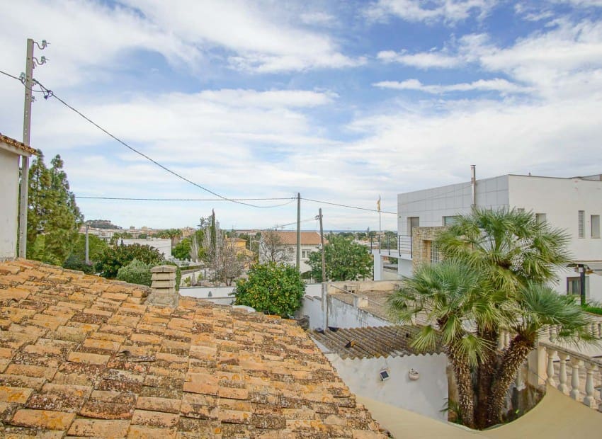 6 slaapkamer Villa te koop in Denia met zwembad - € 649.000 (Ref: 9064026)