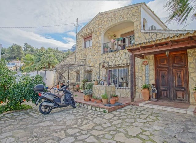 6 soveværelse Villa til salg i La Pedrera - Vessanes, Dénia med swimmingpool - € 649.000 (Ref: 9064026)