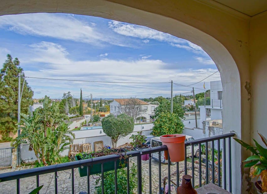 6 slaapkamer Villa te koop in Denia met zwembad - € 649.000 (Ref: 9064026)