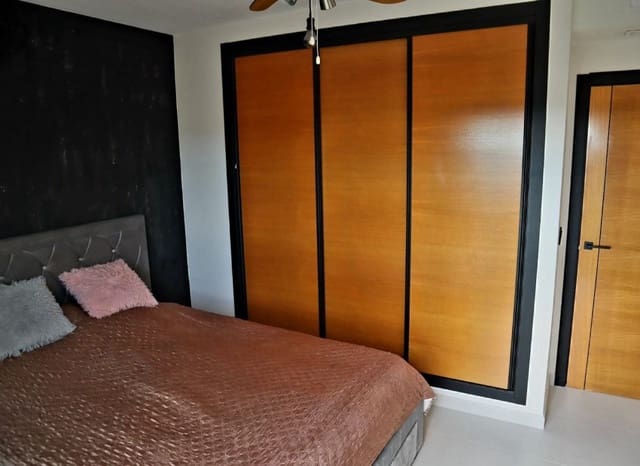 4 bedroom Villa for sale in La Nucia Pueblo  , La Nucia with pool - € 366,000 (Ref: 9066563)