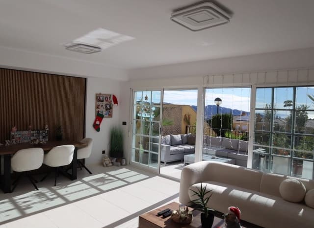 4 bedroom Villa for sale in La Nucia Pueblo  , La Nucia with pool - € 366,000 (Ref: 9066563)