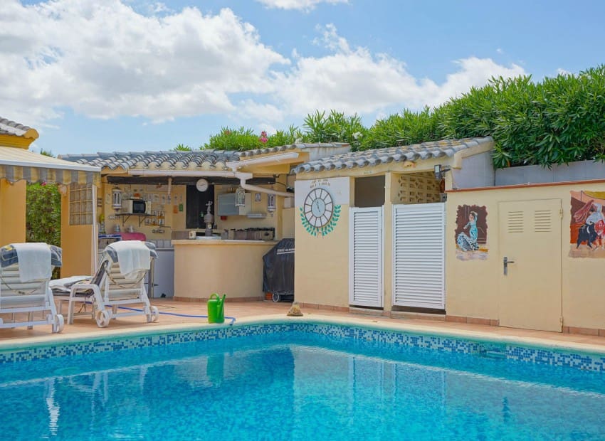 5 sovrum Villa till salu i Els Poblets med pool - 765 000 € (Ref: 9066971)