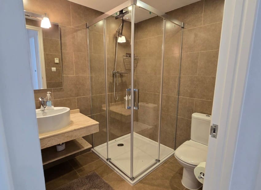 3 slaapkamer Halfvrijstaande villa voor vakantieverhuur in Altea la Vella met zwembad - € 3.000 (Ref: 9074297)