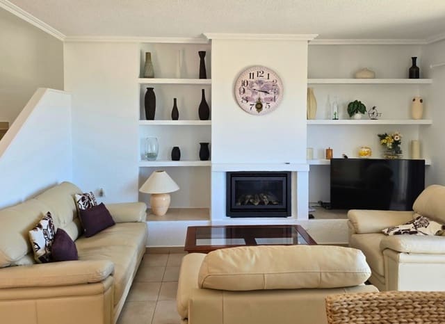 3 soverom Kjedet enebolig til salgs i Altea la Vella, Altea med svømmebasseng - € 3 000 (Ref: 9074297)