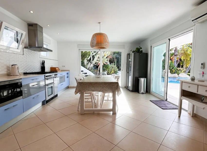 5 soverom Villa til salgs i Javea / Xabia med svømmebasseng - € 1 695 000 (Ref: 9075355)