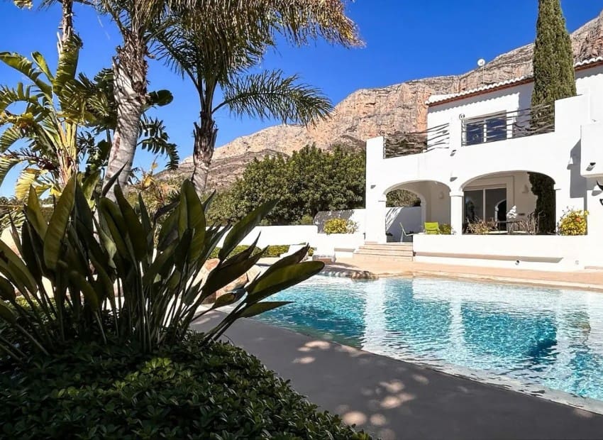 5 soverom Villa til salgs i Javea / Xabia med svømmebasseng - € 1 695 000 (Ref: 9075355)