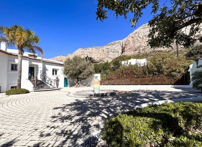 5 soverom Villa til salgs i Javea / Xabia med svømmebasseng - € 1 695 000 (Ref: 9075355)