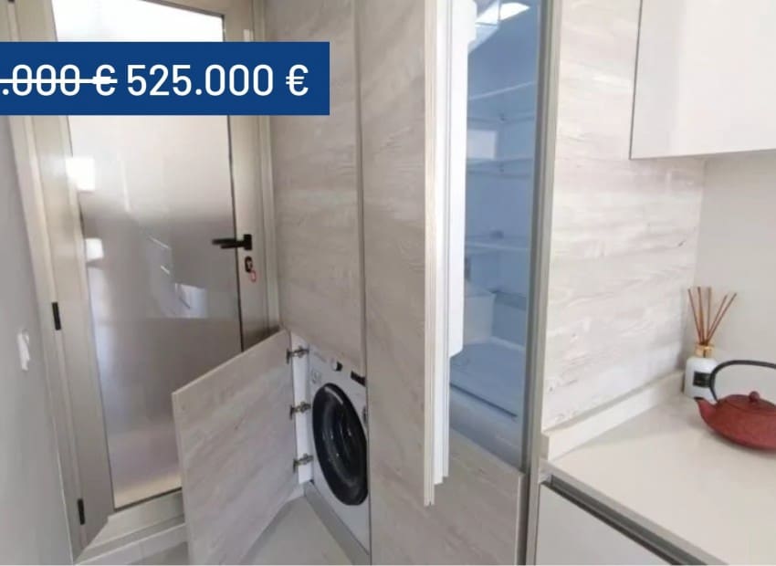 3 quarto Moradia para venda em Villamartin com piscina - 525 000 € (Ref: 9075588)