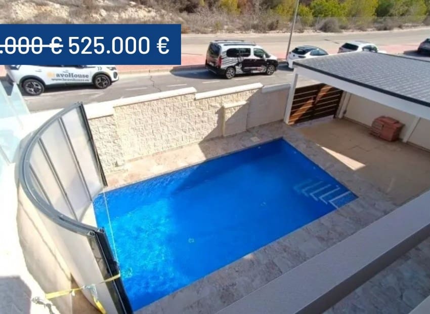3 quarto Moradia para venda em Villamartin com piscina - 525 000 € (Ref: 9075588)