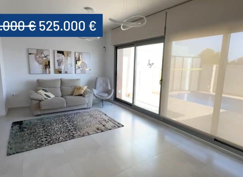 3 quarto Moradia para venda em Villamartin com piscina - 525 000 € (Ref: 9075588)