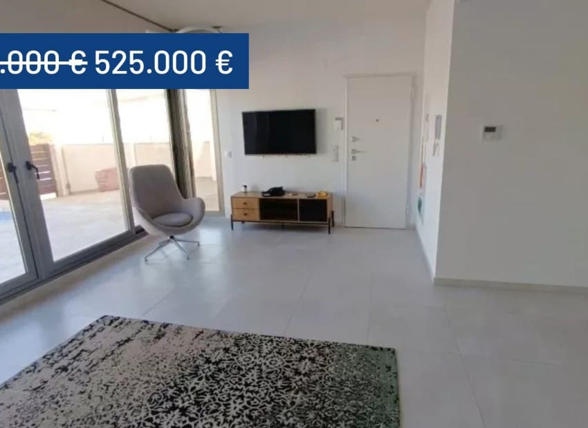 3 quarto Moradia para venda em Villamartin com piscina - 525 000 € (Ref: 9075588)