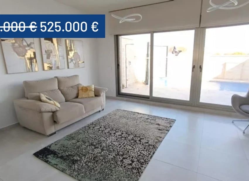 3 quarto Moradia para venda em Villamartin com piscina - 525 000 € (Ref: 9075588)