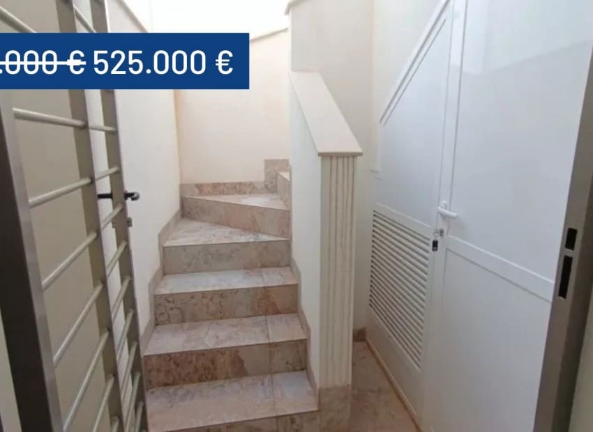 3 quarto Moradia para venda em Villamartin com piscina - 525 000 € (Ref: 9075588)