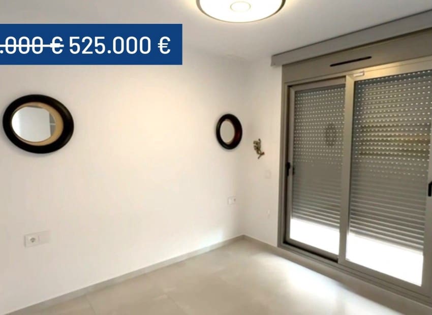 3 quarto Moradia para venda em Villamartin com piscina - 525 000 € (Ref: 9075588)