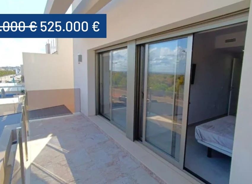 3 quarto Moradia para venda em Villamartin com piscina - 525 000 € (Ref: 9075588)