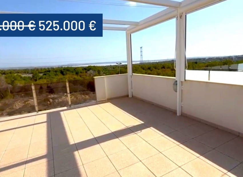 3 quarto Moradia para venda em Villamartin com piscina - 525 000 € (Ref: 9075588)