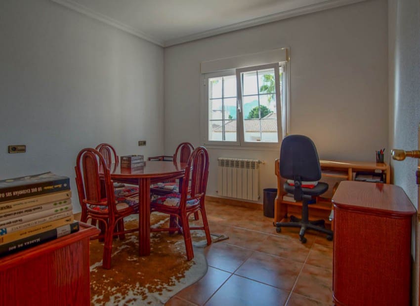 5 bedroom Villa for sale in Calpe / Calp with pool - € 725,000 (Ref: 9081963)