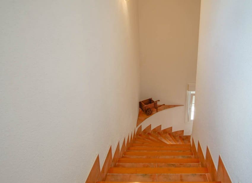 5 bedroom Villa for sale in Calpe / Calp with pool - € 725,000 (Ref: 9081963)