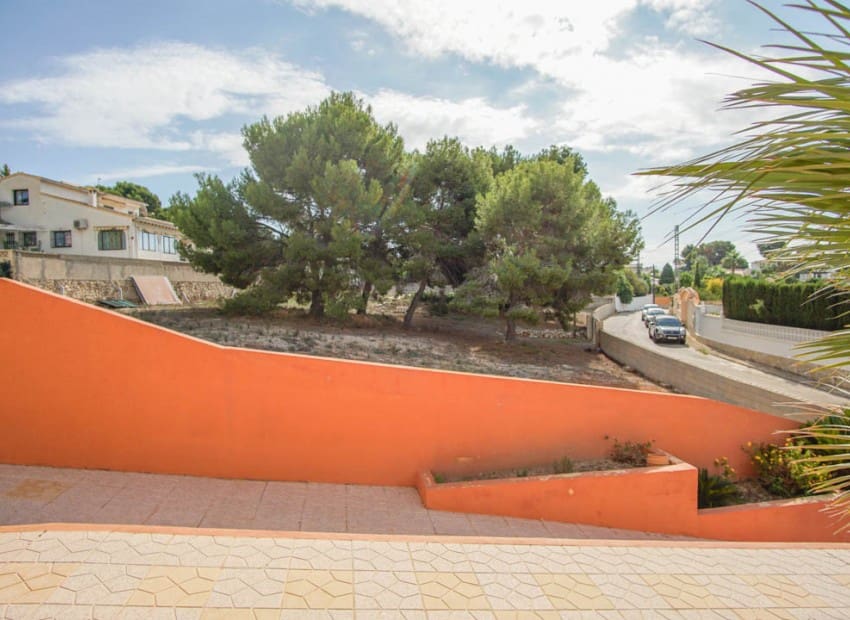 5 bedroom Villa for sale in Calpe / Calp with pool - € 725,000 (Ref: 9081963)