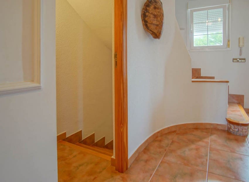 5 bedroom Villa for sale in Calpe / Calp with pool - € 725,000 (Ref: 9081963)