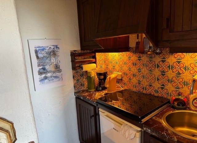 1 slaapkamer Appartement te koop in Altea la Vella, Altea met zwembad - € 240.000 (Ref: 9084311)