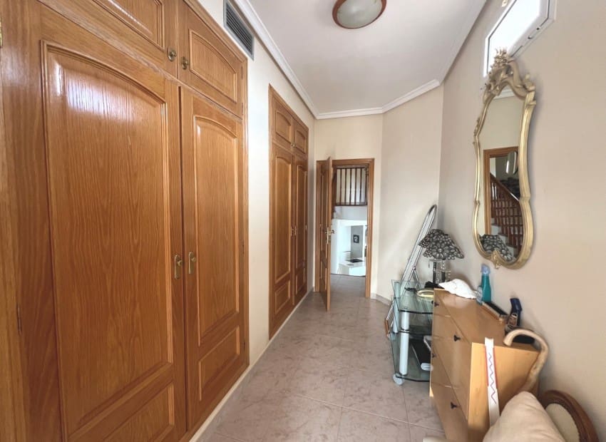 6 makuuhuone Huvila myytävänä paikassa Altea mukana uima-altaan - 2 300 000 € (Ref: 9084657)