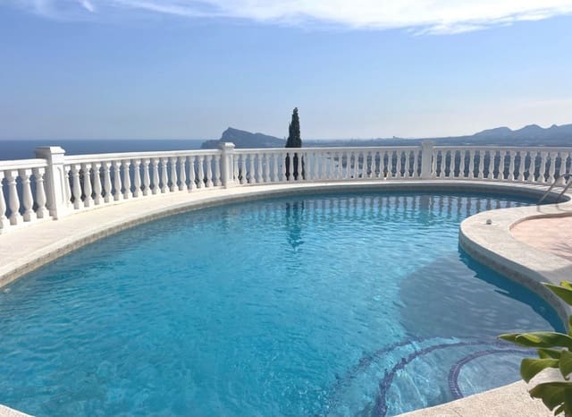 6 slaapkamer Villa te koop in Altea met zwembad - € 2.300.000 (Ref: 9084657)