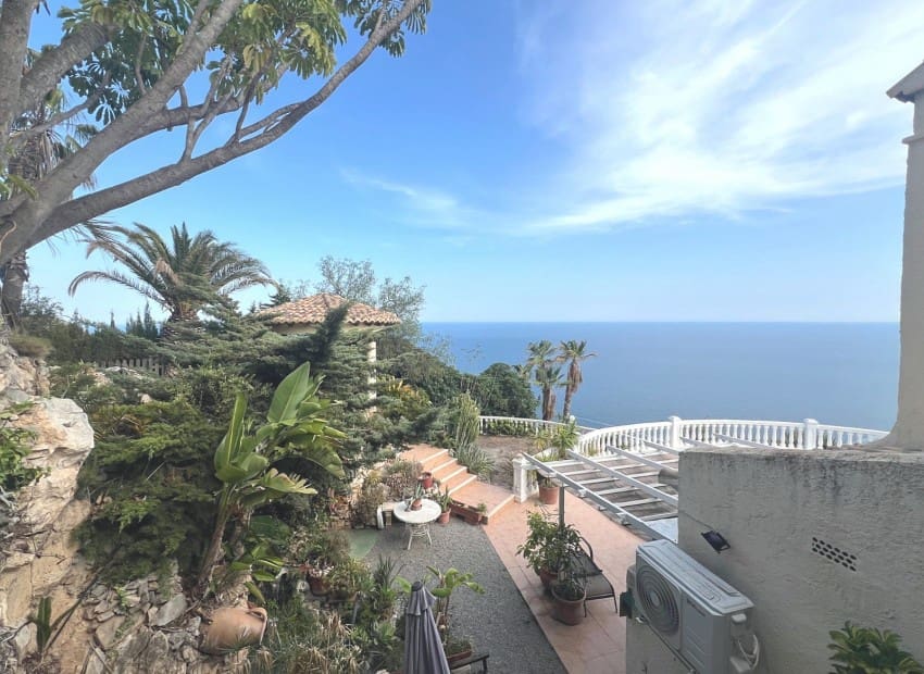 6 makuuhuone Huvila myytävänä paikassa Altea mukana uima-altaan - 2 300 000 € (Ref: 9084657)